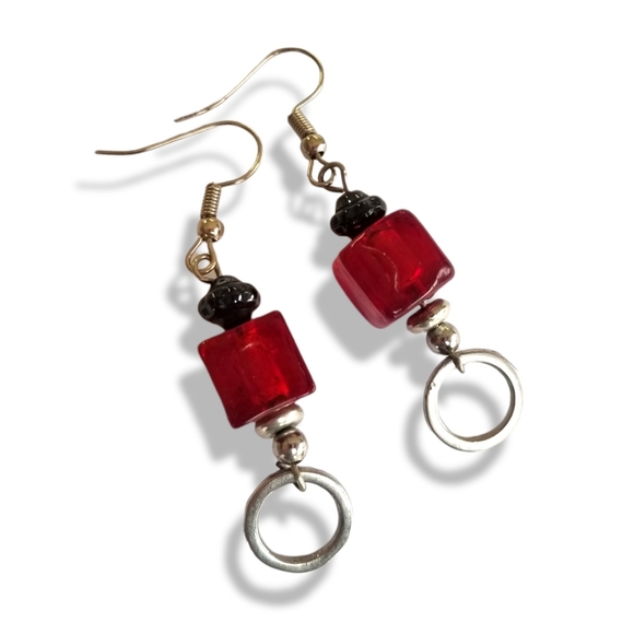 Red Glass Cube Earrings - Picture 1 of 4